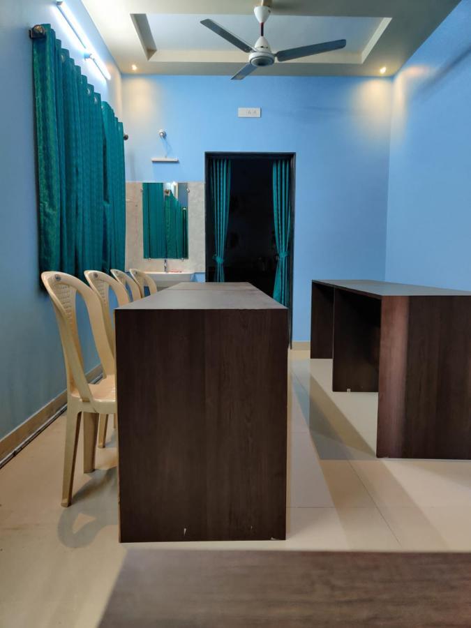 Bandekar Home Stay Малван Экстерьер фото